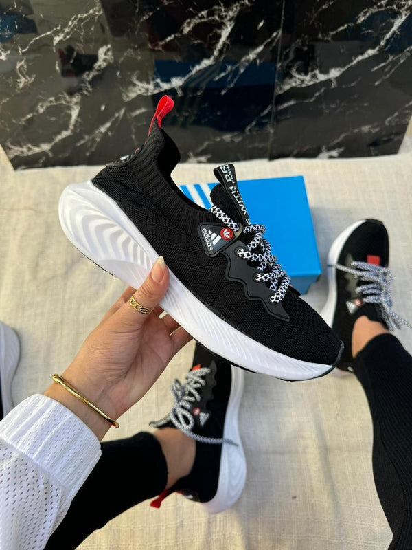 Tênis Adidas Kinit 33Y