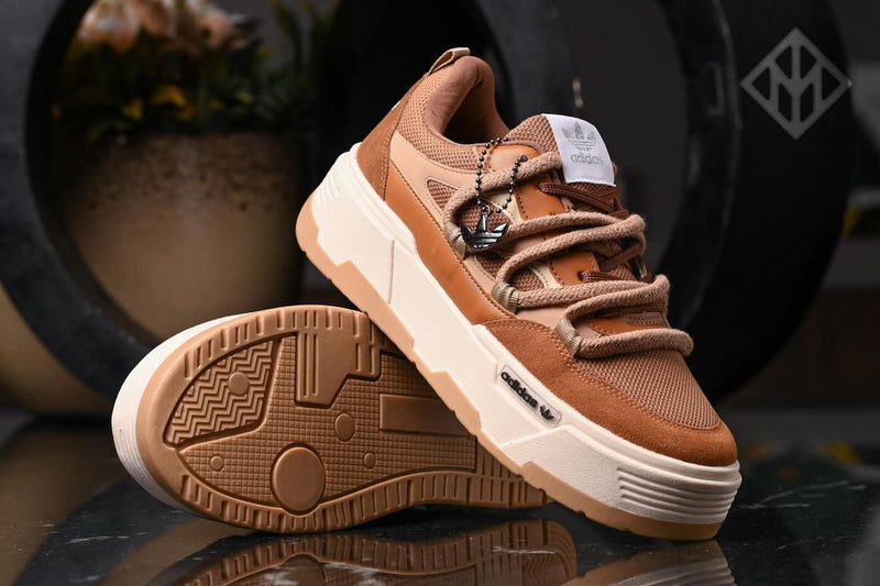 Tênis Adidas 2048 Plataforma