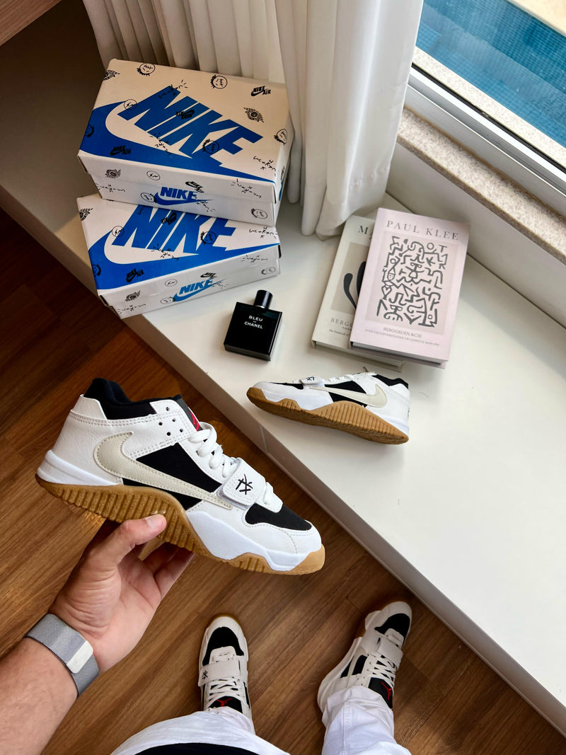 Tênis Air Jordan Jumpman Jack