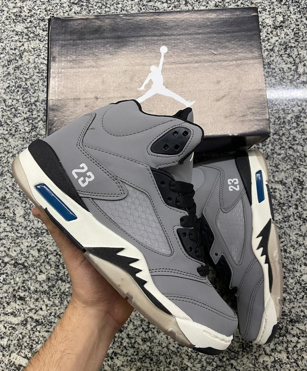 Tênis Air Jordan 5 Retro