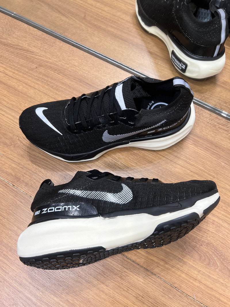 Tênis Nike ZoomX Invincible Run 3