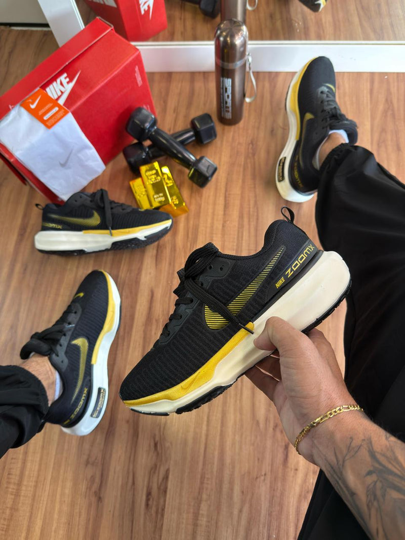 Tênis Nike ZoomX Invincible Run 3